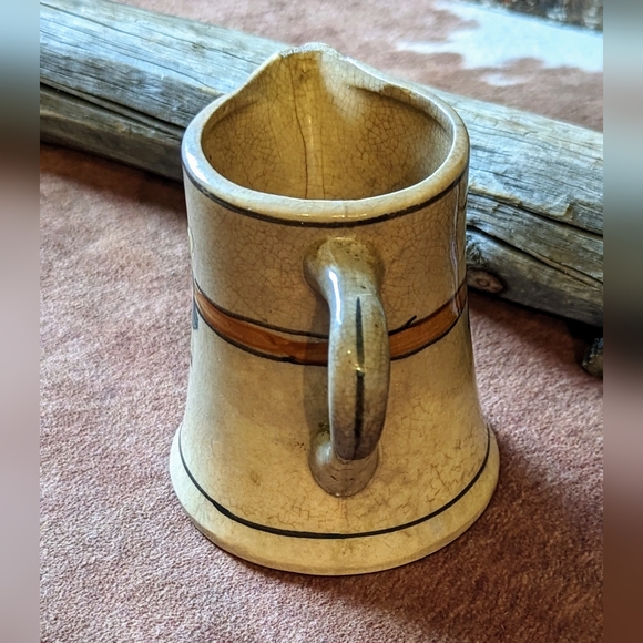 Vintage Rustic Ceramic Handpainted Sunbonnet Girl Pitcher - Picture 3 of 9